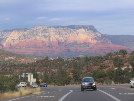 Ortsausgang Sedona
Aufgenommen im Januar 2004
Schlüsselwörter: Fotowettbewerb