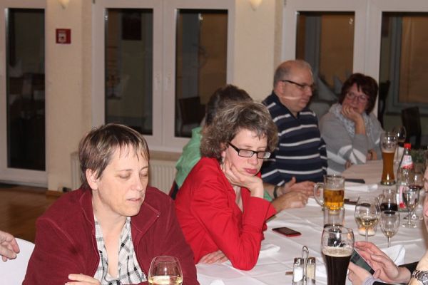 Gemütliches Beisammensein nach der Anreise am Freitag Abend
