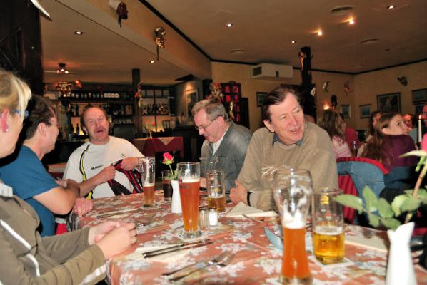 von rechts: Pierre, Heiner, Wolfgang, Stephan und Hanja
