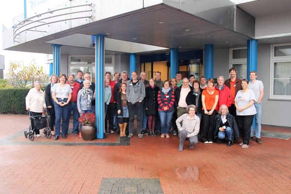 Gruppenfoto der Teilnehmer
