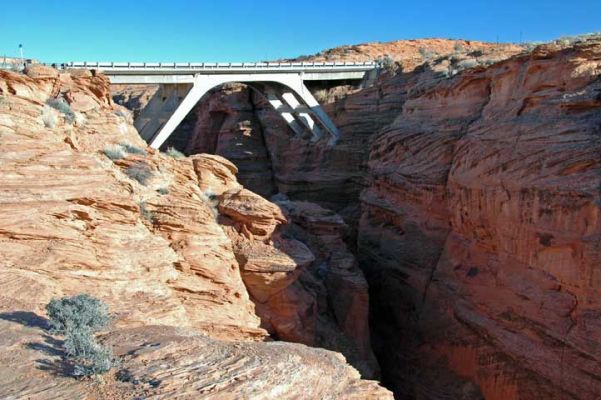 Waterholes Canyon
