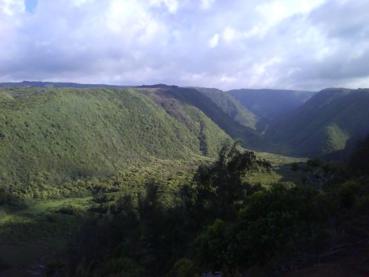 Pololu Beach
