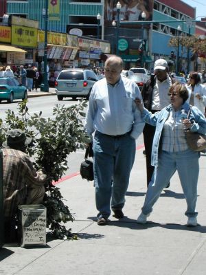 "Bush Man" in San Francisco
Der original Bush-Man in San Francisco Nähe Fisherman´s Wharf
