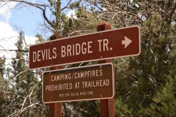 Trail Devils Bridge
