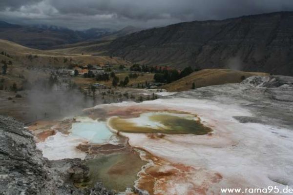 Mammoth Hot Springs
Schlüsselwörter: Mammoth Hot Springs, Yellowstone N.P.
