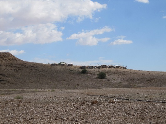 h9044961.jpg