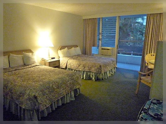 Big Island: Uncle Billy's Hilo Bay Hotel
