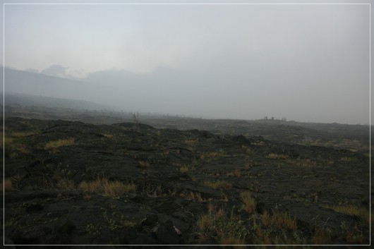 SO2-Wolke über dem Volcanoes NP
