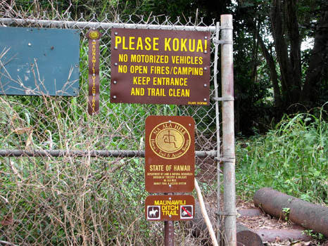 Maunawili Demonstration Trail Waimanalo side
