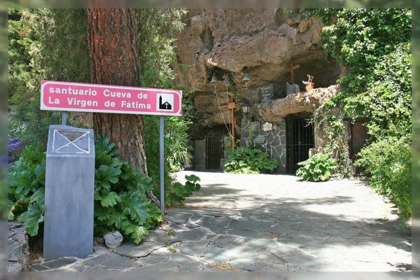 santuario Cueva de la Virgen de Fátima
