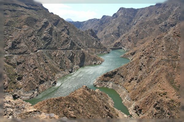 Presa de Parralillo
