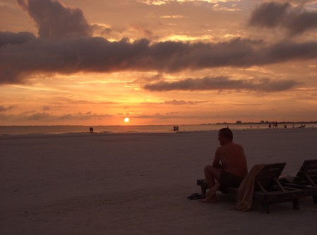 Sonnenuntergang auf Treasure Island
