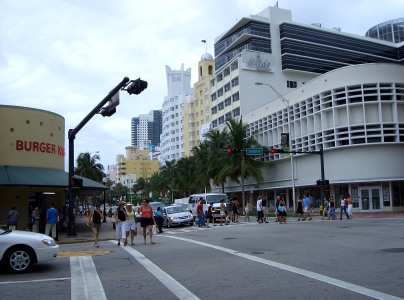  Miami Beach
