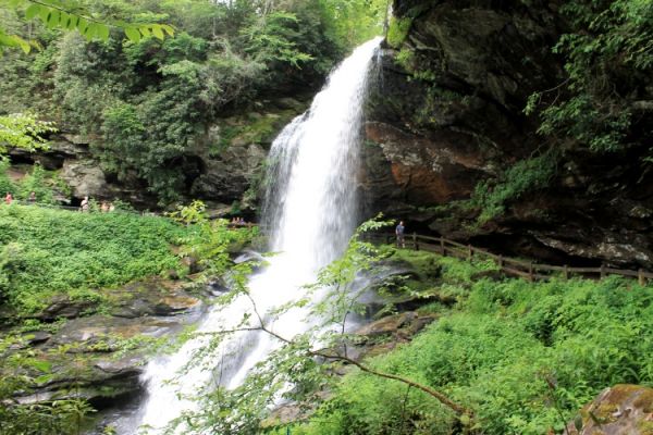 Dry Falls, North Carolina
