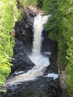 GEAT LAKES 2 201.JPG