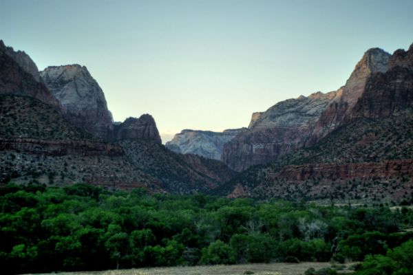 Zion National Park, Watchman Campground am Abend
Zion National Park, Watchman Campground am Abend
Schlüsselwörter: Zion National Park