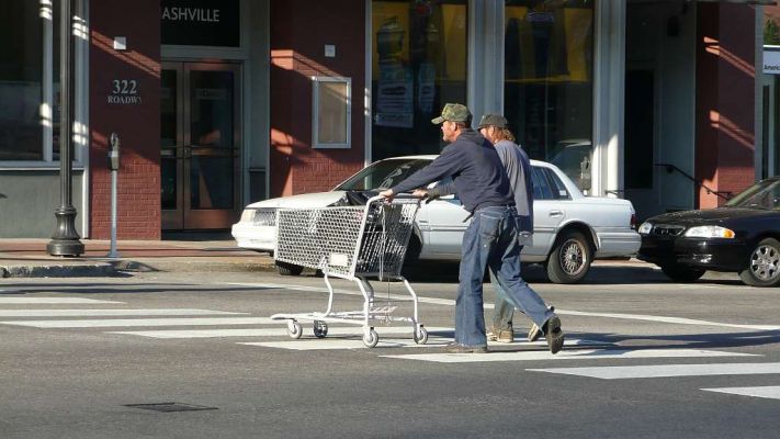 2 Einkäufer in Asheville
