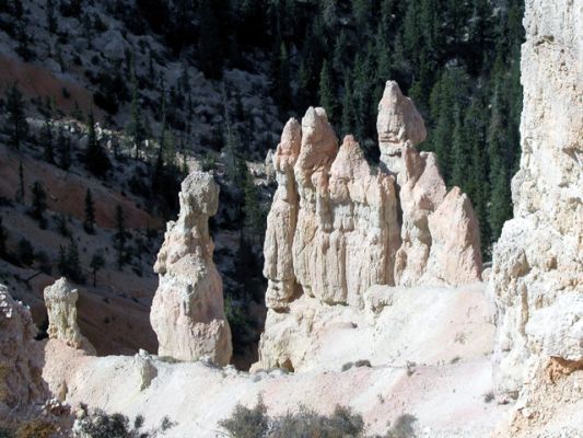 Bryce Canyon/UT_Schneewittchen hält ihren Zwergen eine Standpauke
