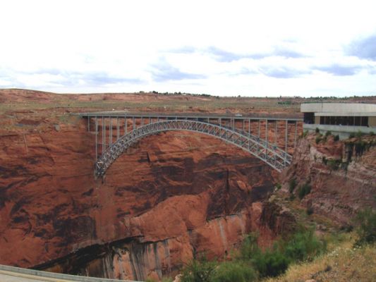Glen Canyon Dam/AZ_ Brücke der US-89
