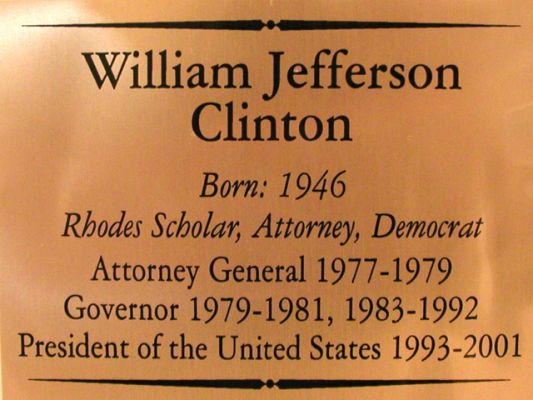 Little Rock/AR_ Gedenktafel für B. Clinton im Capitol
