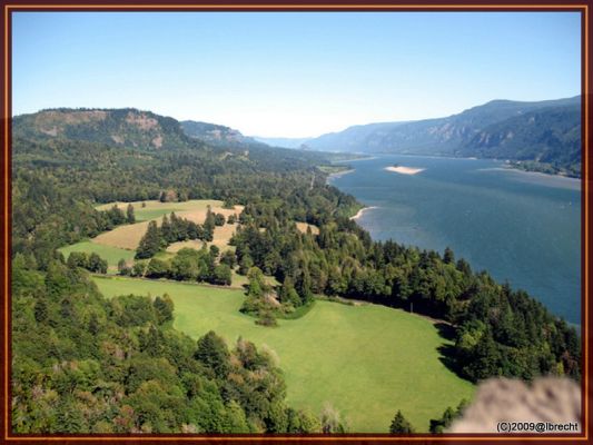 Der Columbia River an der WA-14
