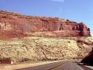 Arches NP/UT_ Parkeinfahrt mit Visitor Center