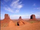 Monument Valley AZ/UT_left + right Mitten, Merrick Butte