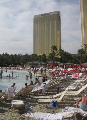 Mandalay Bay Strand
