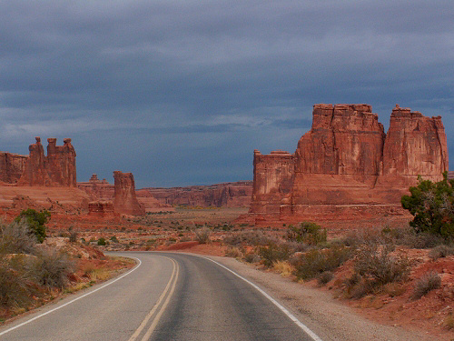 Road through Arches
Schlüsselwörter: Arches Nationalpark,