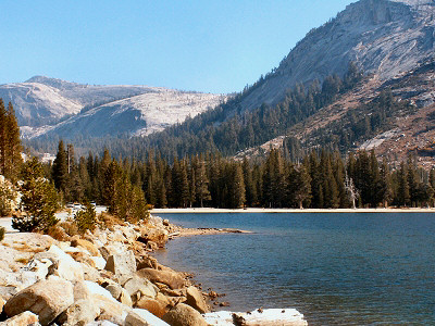 Tenaya Lake
Tenaya Lake an der Tioga Road
Schlüsselwörter: Tenaya Lake, Tioga Road, Yosemite