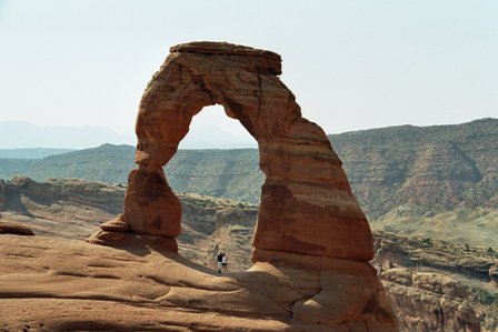 imm015_16.jpg