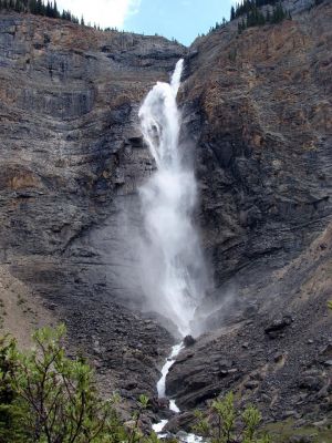 takakkaw_falls.jpg