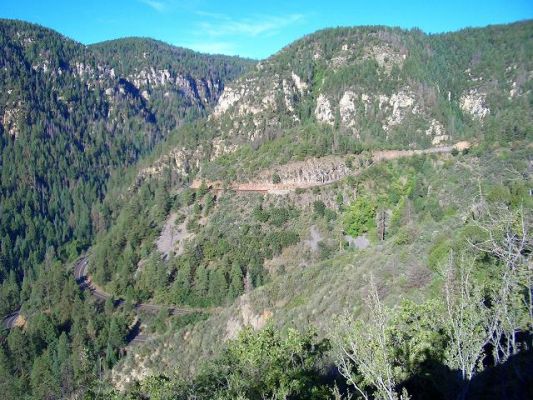 Strasse zwischen Flagstaff und Sedona
