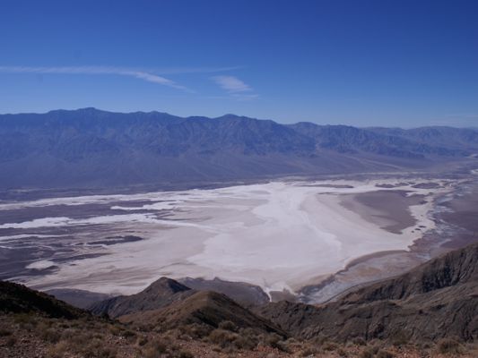 Badwater von Dantes View aus gesehen
