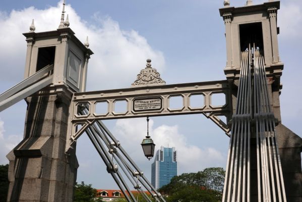 DSC00519 Singapur Cavenagh Bridge Konstruktion_k

