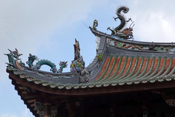 DSC00788 Singapur Chinatown Thian Hock Keng Drachen_k
