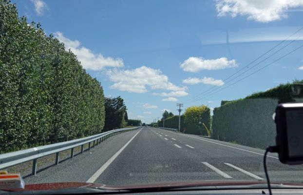 DSC01727 Hwy 33 bei Paengaora_k
