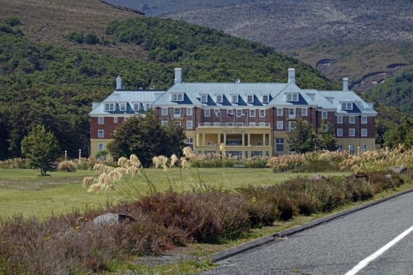 DSC01965 Whakapapa Chateau Tongariro_k
