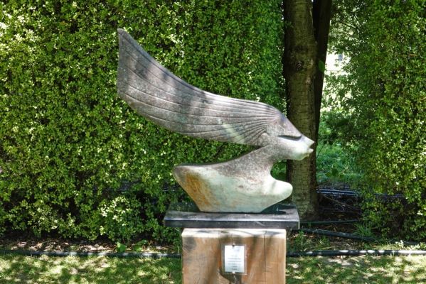 DSC02262 Havelock North Birdwoods Skulptur Frauenkopf_k
