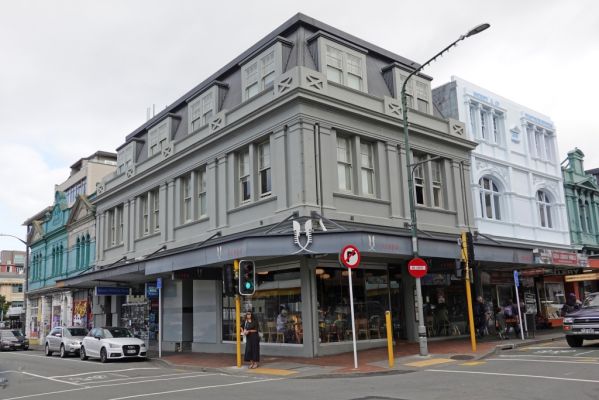 DSC02405 Wellington Cuba Street Scopa_k
