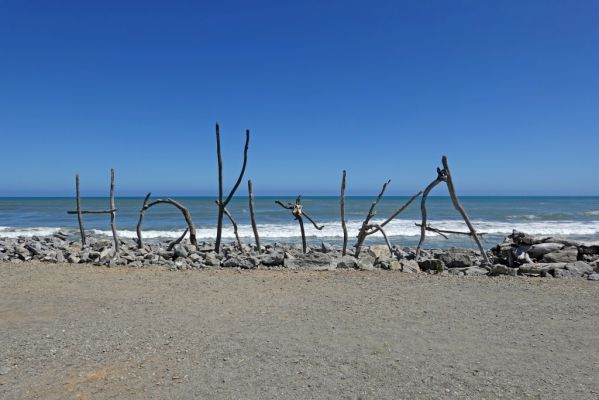 DSC03107 Hokitika Beach Name_k
