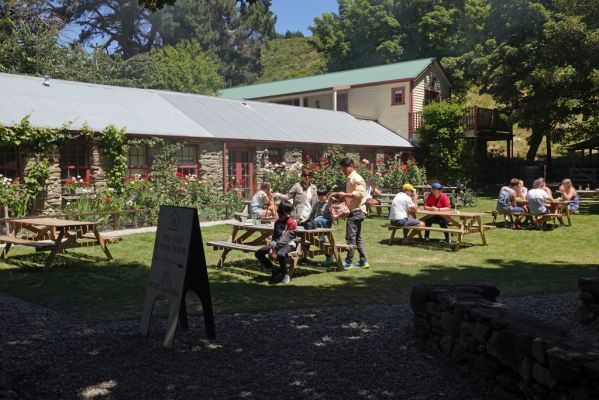 DSC03362 Cardrona Hotel Garten_k
