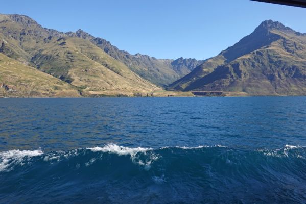 DSC03549 Lake Wakatipu_k
