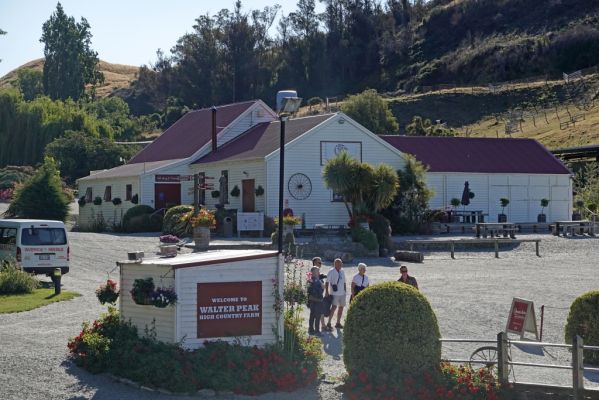 DSC03566 Lake Wakatipu Walter Peak Farm_k
