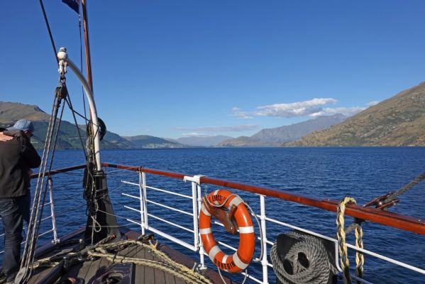 DSC03583 Earnslaw Lake Wakatipu_k
