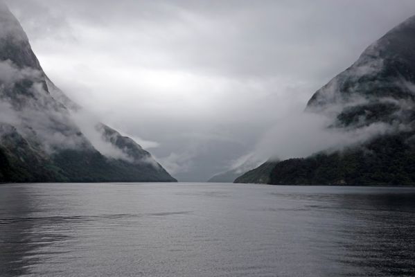 DSC03864 Doubtful Sound_k
