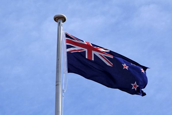 DSC04328a Dunedin Olveston Neuseelandflagge_k
