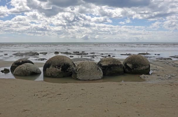 DSC04508 Moeraki Boulders_k
