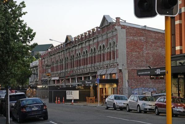 DSC04757 Christchurch High Street_k

