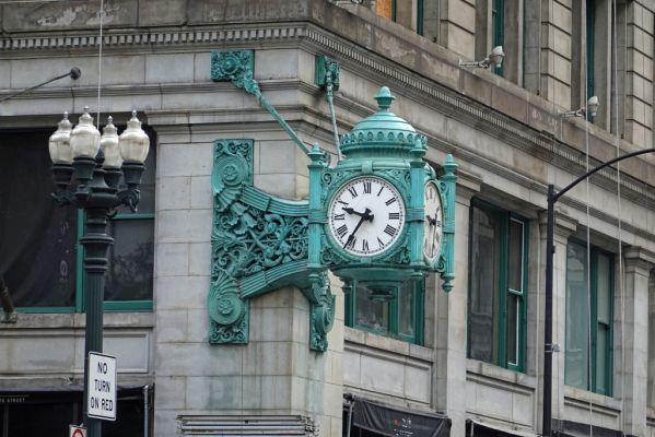 DSC06470 Chicago Macys Uhr_k

